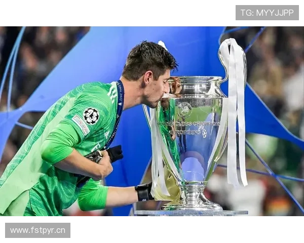 库尔图瓦：大场面连续神扑如何铸就终极门将代表